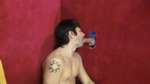 GloryholeAndHandjobs: Brad gloryhole sex tape