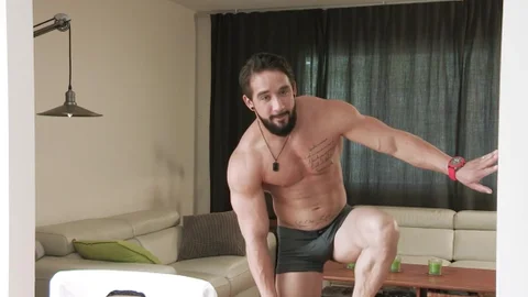 Maskurbate: Naughty really likes slamming hard